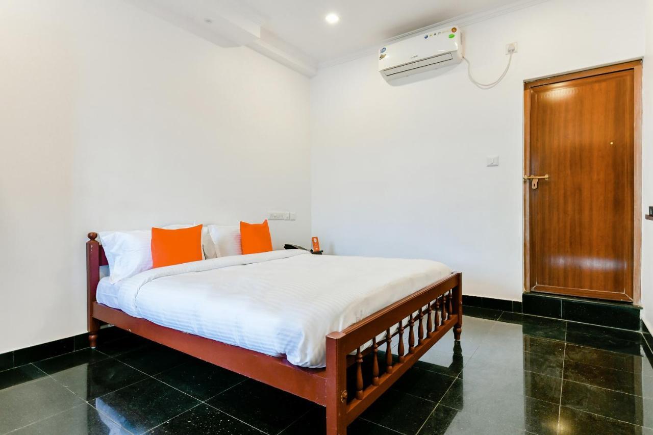 Spot On 39480 Vattekad Tourist Home 카카나드 외부 사진