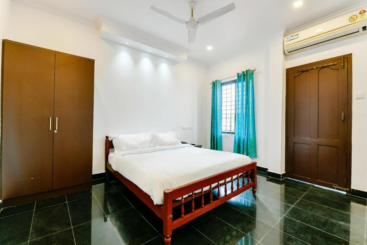 Spot On 39480 Vattekad Tourist Home 카카나드 외부 사진