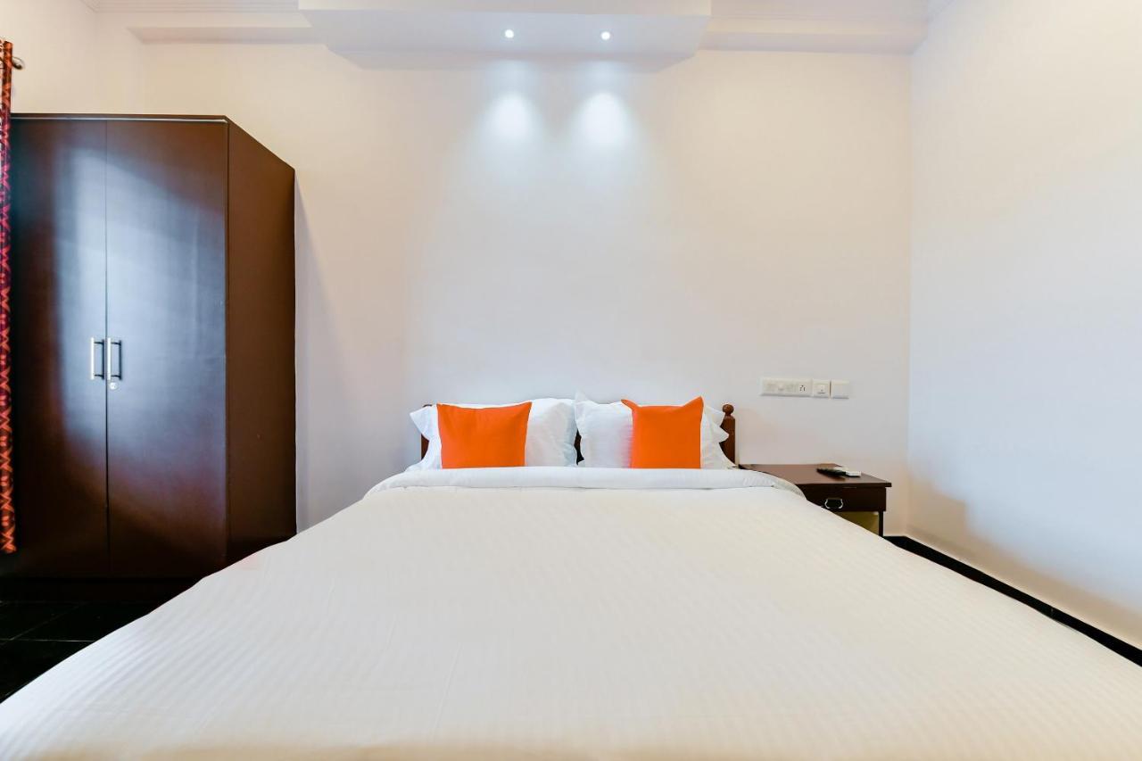 Spot On 39480 Vattekad Tourist Home 카카나드 외부 사진