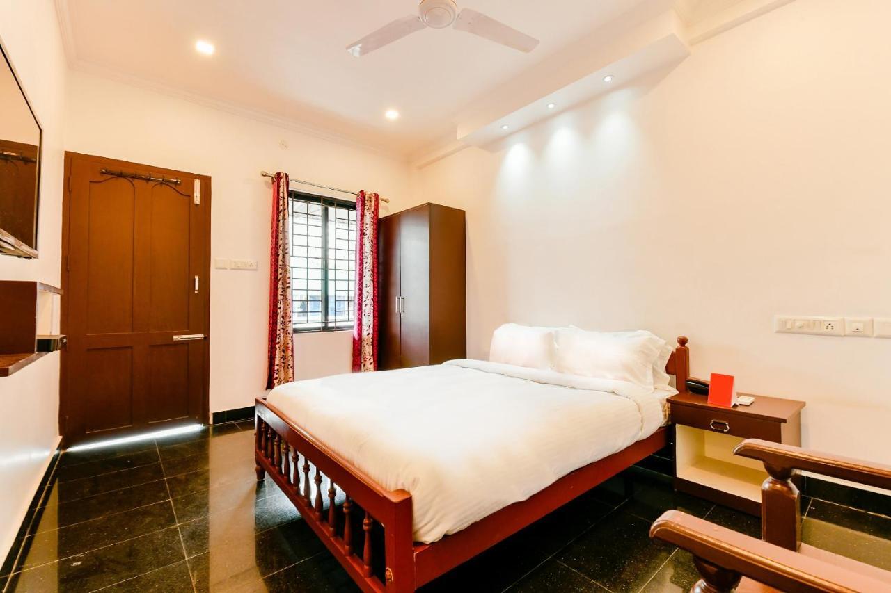 Spot On 39480 Vattekad Tourist Home 카카나드 외부 사진